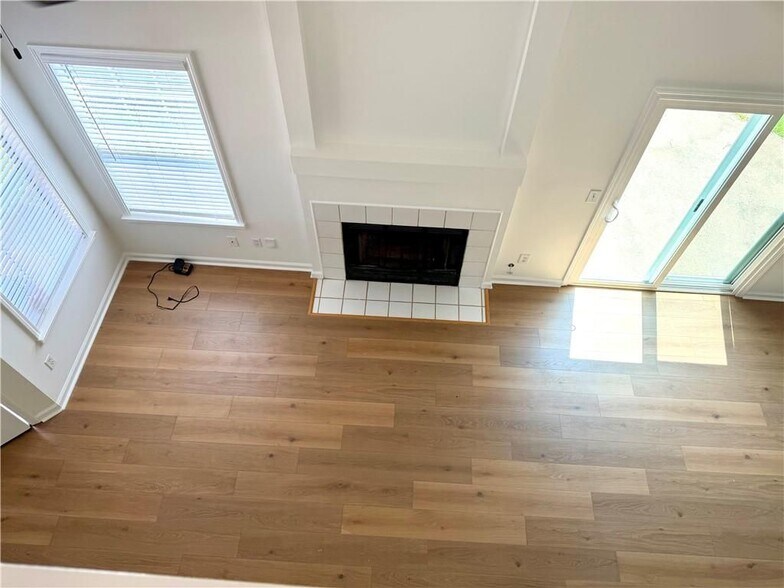 Building Photo - 2802 Pine Valley Way NW