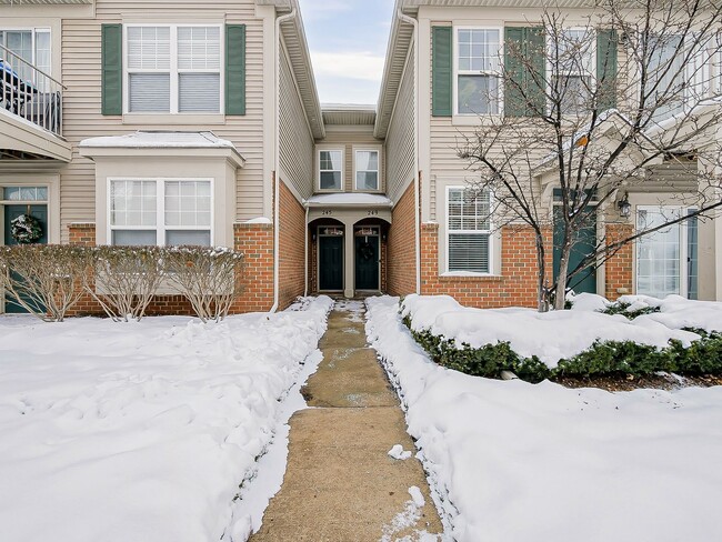 Building Photo - AVAILABLE NOW! Charming 2-Bed Home in the Heart of Wixom