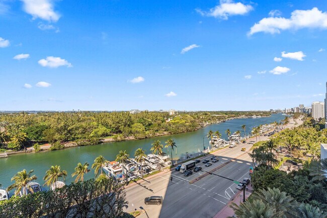 Building Photo - 4441 Collins Ave