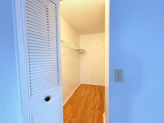 Building Photo - 8213 Sun Spring Cir