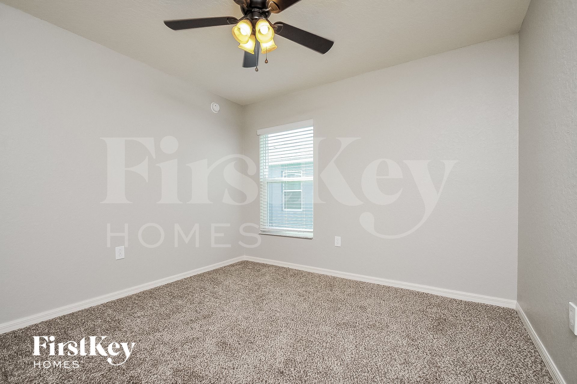 Building Photo - 851 Orleans Dr