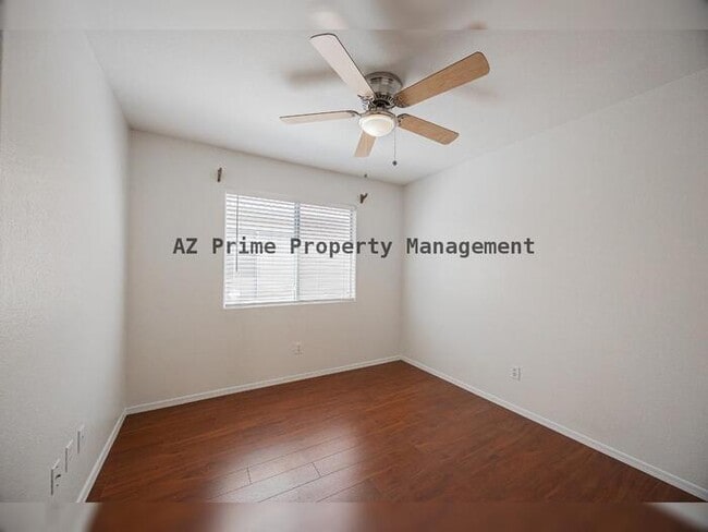 Building Photo - 601 S Silverbrush Dr