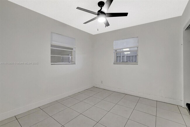 Building Photo - 6661 Meade St