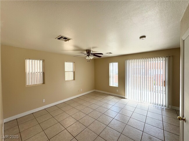 Building Photo - 4128 Rocky Beach Dr
