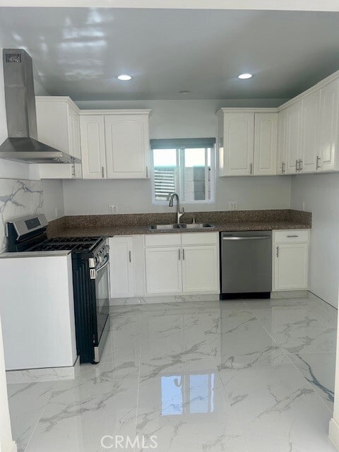 Building Photo - 5945 Riverton Ave