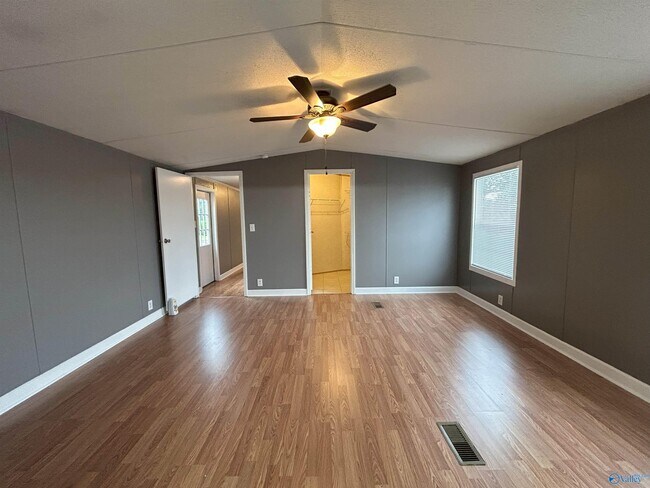 Building Photo - 15025 Hobbs Rd