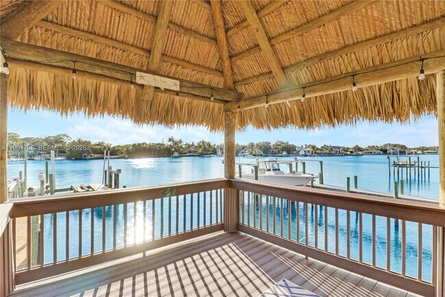 Building Photo - 19655 N Riverside Dr