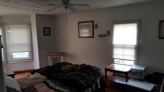 Building Photo - 176 Jackson St