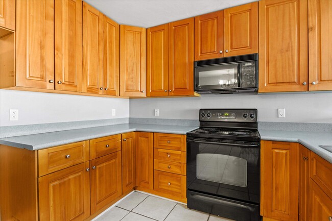 Building Photo - 3194 Sawtooth Dr