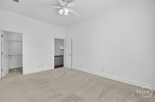 Building Photo - 506 E 31st St