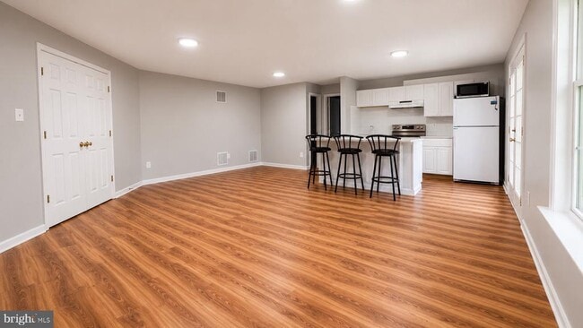 Building Photo - 7302 Ivycrest Pl