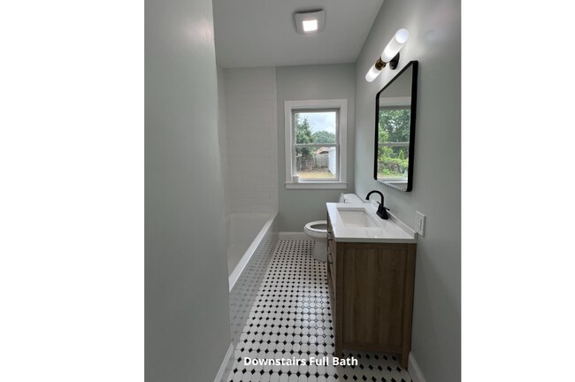 Building Photo - 310 Fishel Ave
