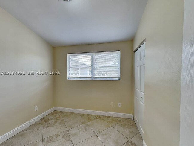Building Photo - 11674 Oleander Dr
