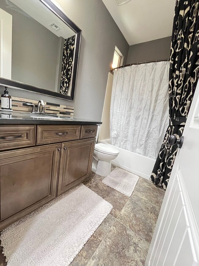 Building Photo - 18510 N 94th St