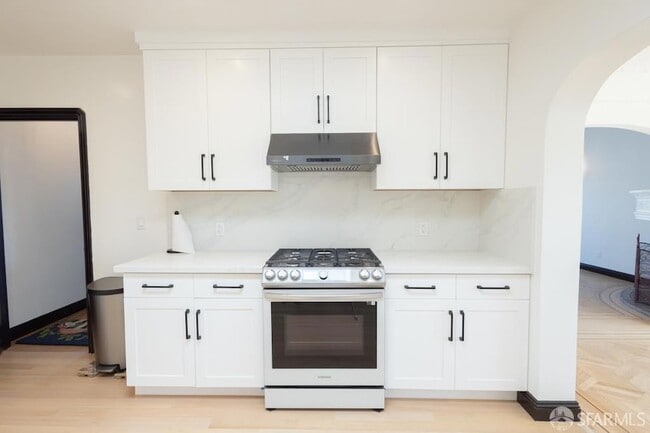 Building Photo - 212 Tocoloma Ave