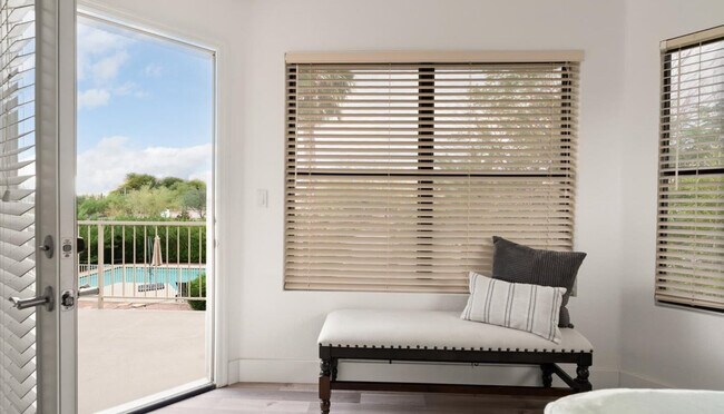 Building Photo - 11264 N 128th Pl