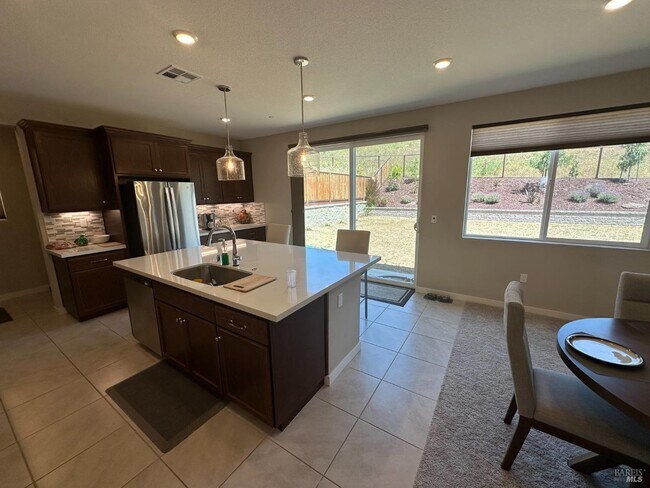 Building Photo - 8178 Rainwater Dr
