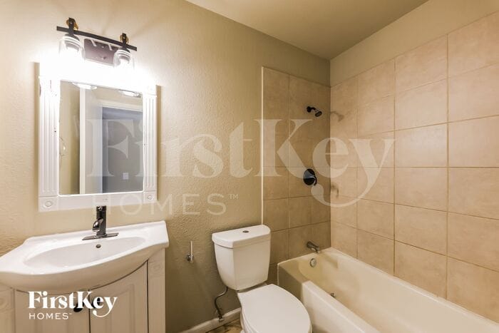Building Photo - 3644 W Villa Rita Dr