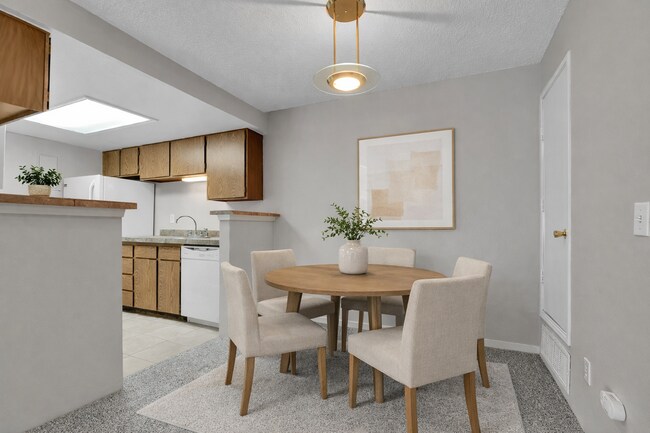 Building Photo - $1,445.95 - 2 Bed, 2 Bath Condo in Denver with In-Unit Laundry!