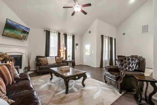 Building Photo - 1505 Heartwood Dr