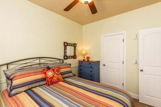 Building Photo - Beautiful 3 bed 2 bath Home!
