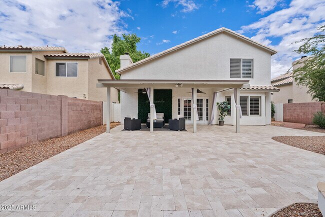 Building Photo - 861 W Shellfish Dr