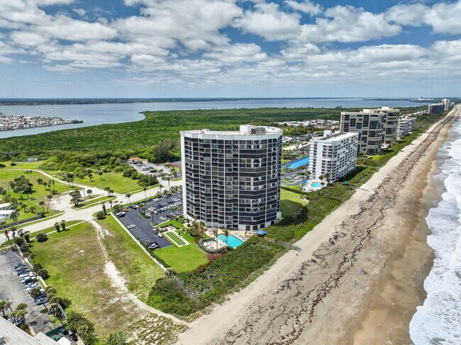 Building Photo - 9650 S Ocean Dr