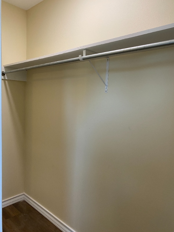 Building Photo - 241 Private Rd