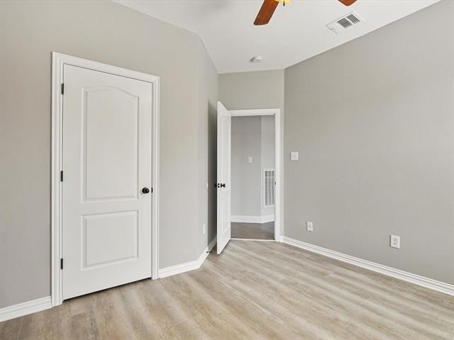 Building Photo - 224 Linden Ct