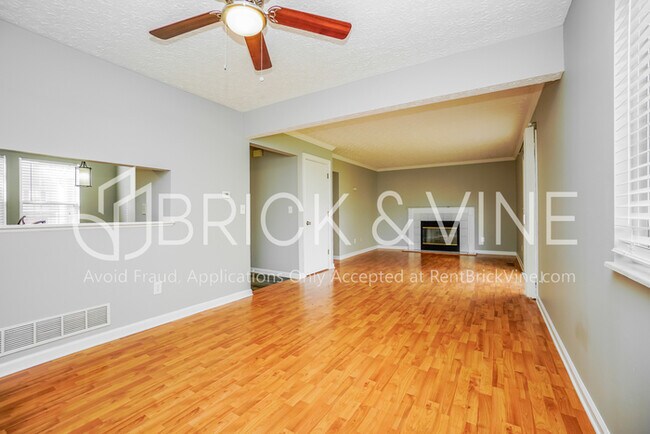 Building Photo - 6784 Erindale Drive