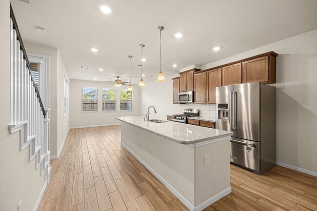 Building Photo - 5617 Evanston Ln