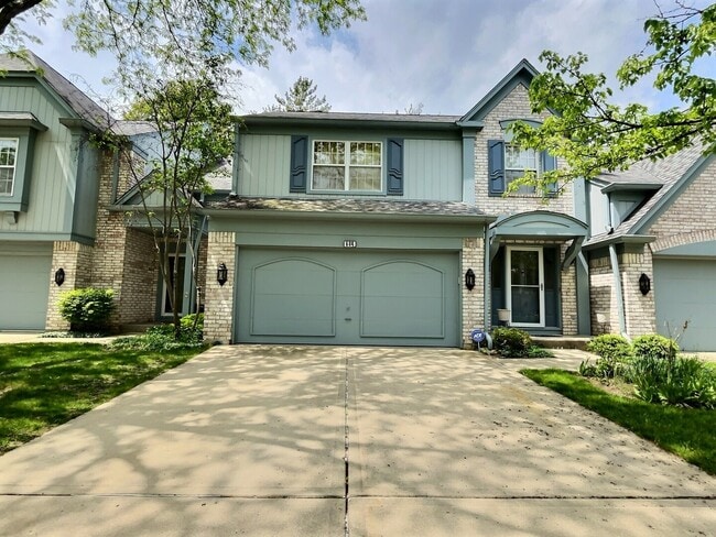 Primary Photo - 604 Marseilles Cir