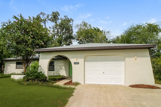 Building Photo - 2188 Canfield Dr