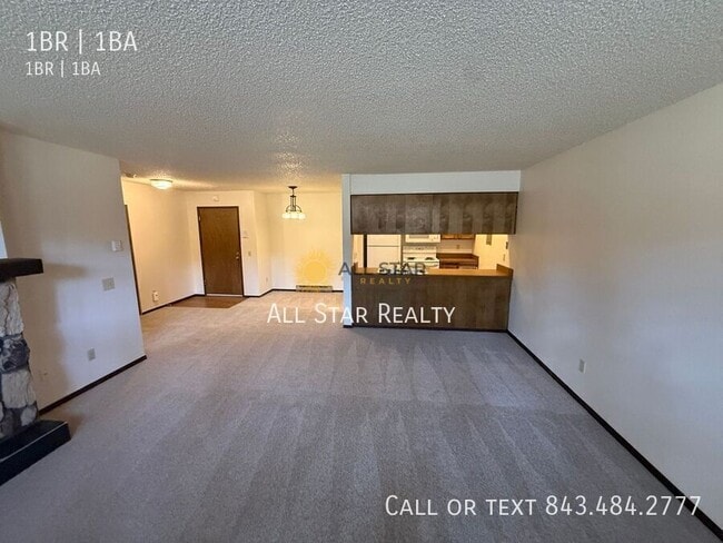 Building Photo - 2101 W 29th Ave