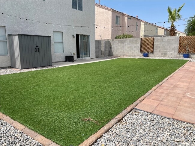 Building Photo - 7382 Elbridge Way