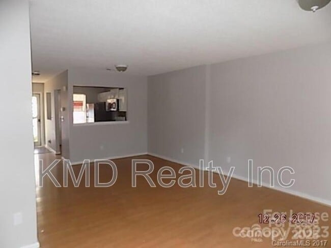 Building Photo - 6425 Windsor Gate Ln