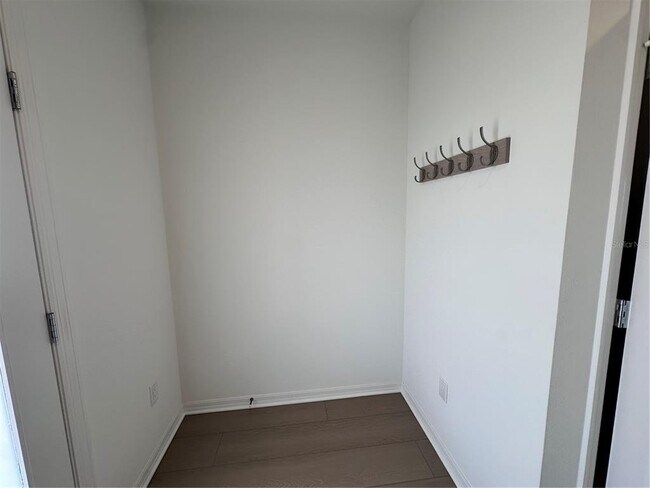 Building Photo - 4681 SUNNY CITRUS Ln