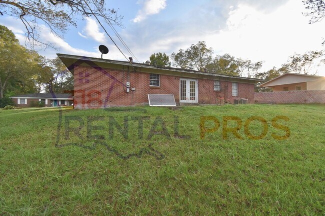 Building Photo - 3 Bed 1 Bath in Arcadia