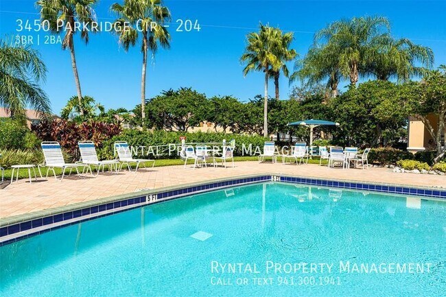 Building Photo - 3450 Parkridge Cir