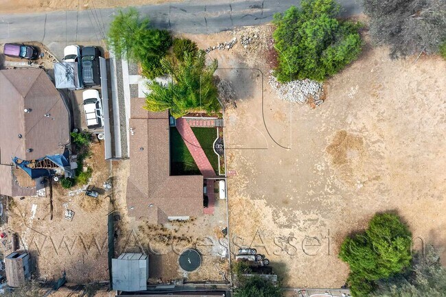 Building Photo - 23963 Lodge Dr