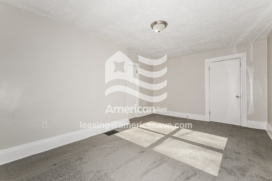 Building Photo - 532 Highland Ave
