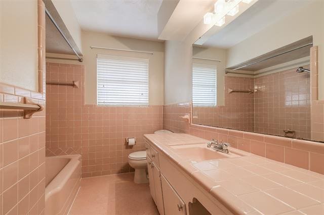Building Photo - 10626 Longmeadow Dr