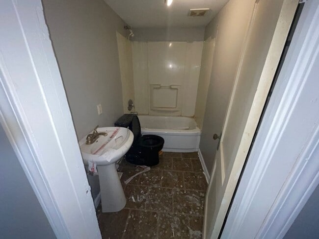 Building Photo - Coming Soon!