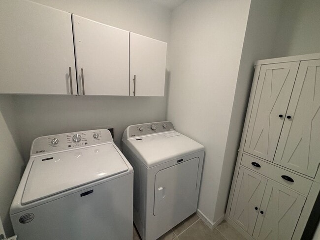 Building Photo - Stunning 3/2 in 55+ Stone Creek - Will rent quick