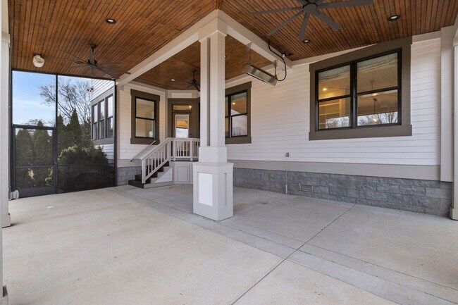 Building Photo - 311B 54th Ave N
