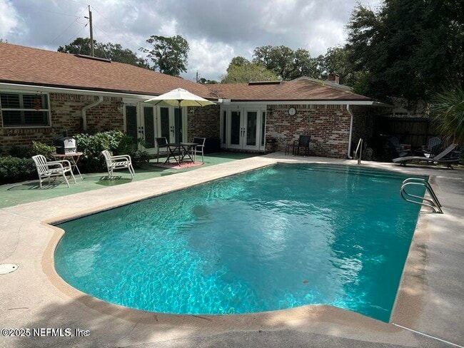 Building Photo - 6812 Caballero Dr