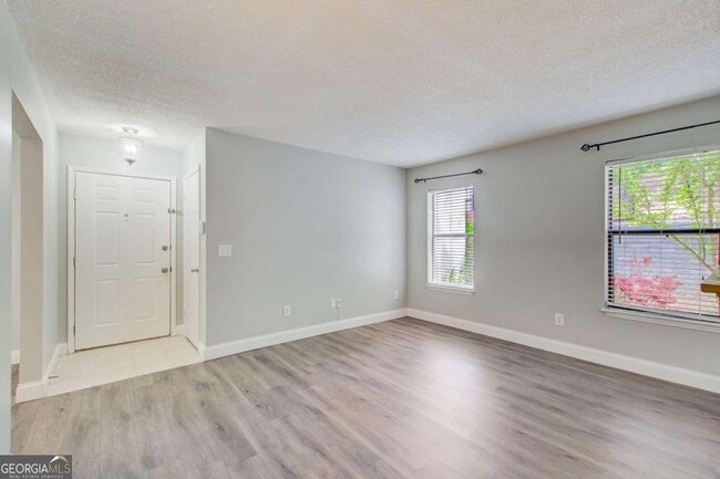 Building Photo - 1603 Huntingdon Chase