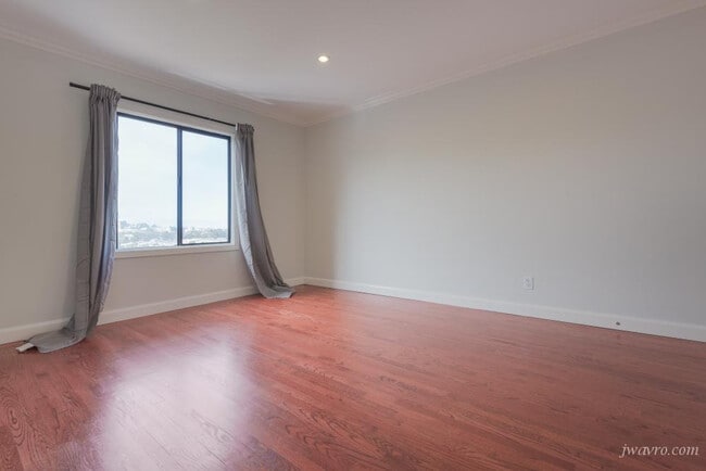 Building Photo - 272 Parnassus Ave