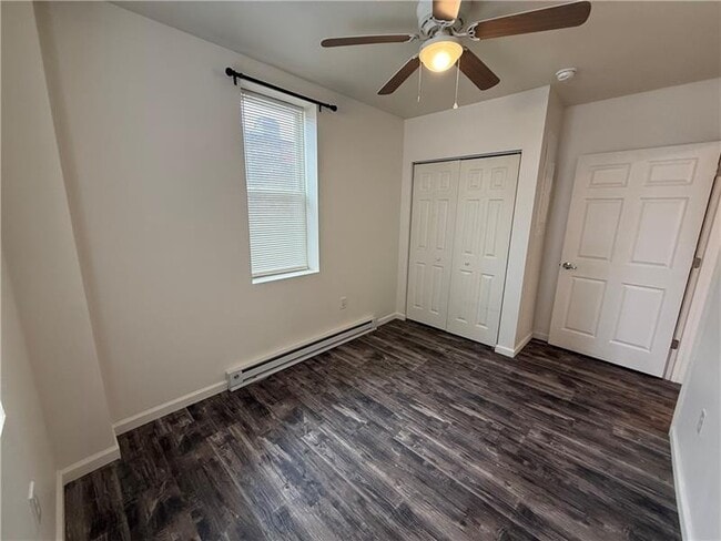 Building Photo - 570 Kendall Ave