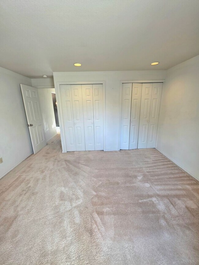 Building Photo - 4718 SW 314th Pl
